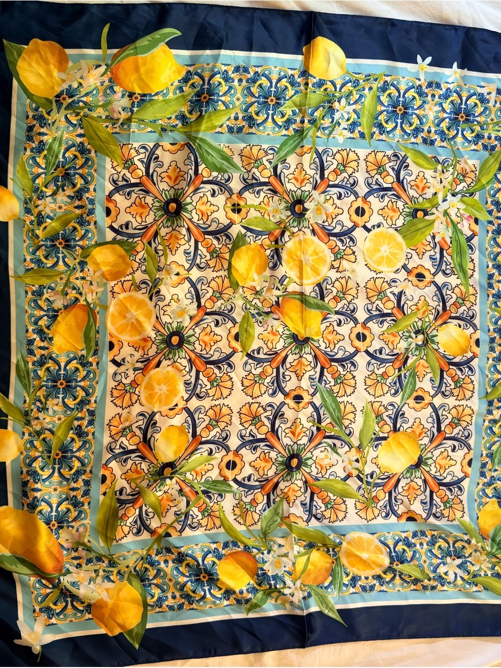Decorative Lemon Tile Print scarf 🧣 - Yellow Blue